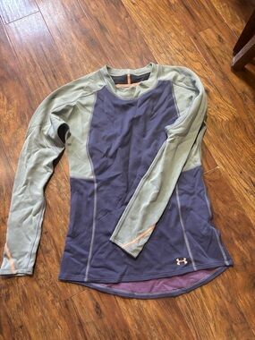 Under Armour Navy and Sage Long Sleeve Performance Top